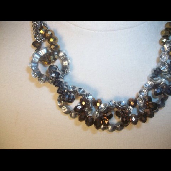 Neclace - Picture 2 of 3