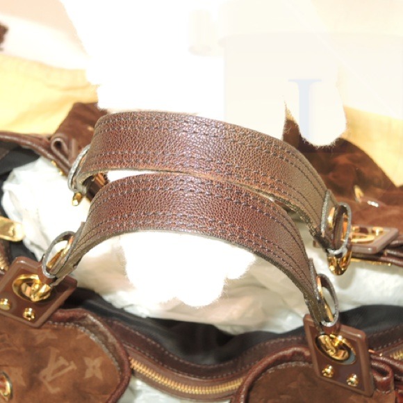 🔴SOLD🔴 Louis Vuitton Irene Suede Espresso LE - Picture 4 of 4