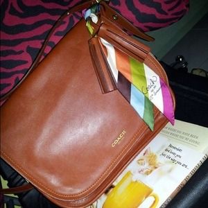 Coach leather classic crossbody bag. Coach leather classic crossbody bag.