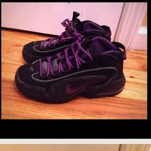 Make an offer Nike air Penny! Size 4.5Purple & Bla