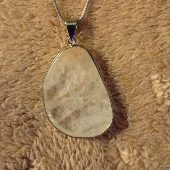💛💙💙💜💚gorgeous Pendants❤️💙💜💛