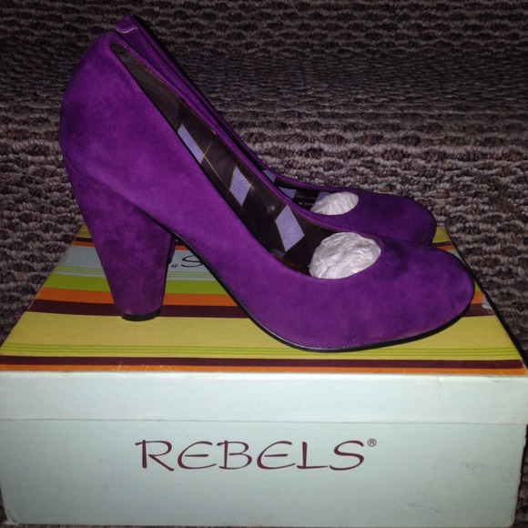 Suede pump 👠👠👠👠 - Picture 2 of 4