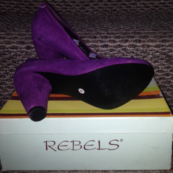 Suede pump 👠👠👠👠 - Picture 3 of 4