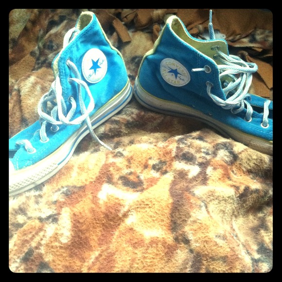 Blue and lime green velour converse