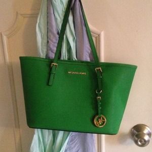 Micheal Kors Medium Jetset