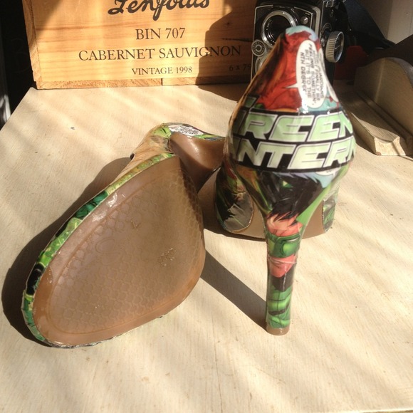 GreenLantern Heels | Jessica Simpson | ReadyToShip - Picture 2 of 3