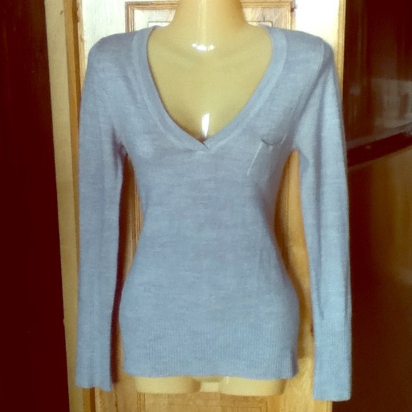 Grey sweater v neck