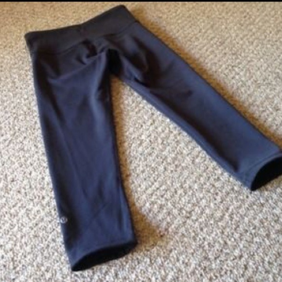 Lululemon Athletica Wunder Under Reversible  Crop