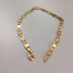 14k real gold bracelet.