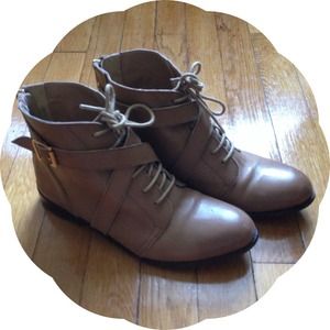 Leather Ankle Boots with Cute Buckle