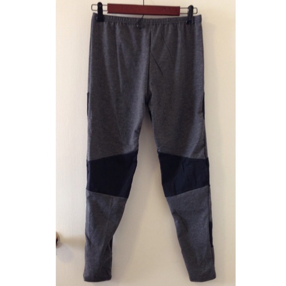 ❌SOLD❌in Bundle - Picture 2 of 3