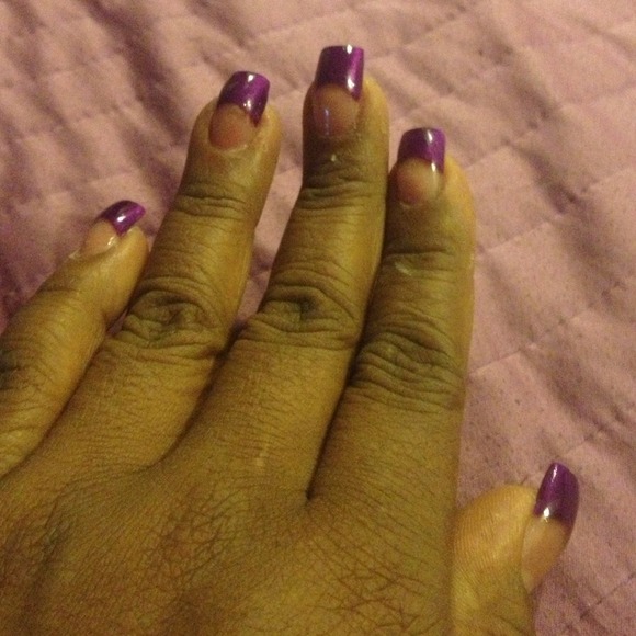 PURPLE NAIL TIPS - Picture 3 of 4