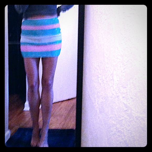 Sequin mini! Size small, fits a size 0-2