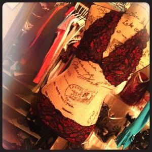 🔴SOLD🔴Super Sexy!