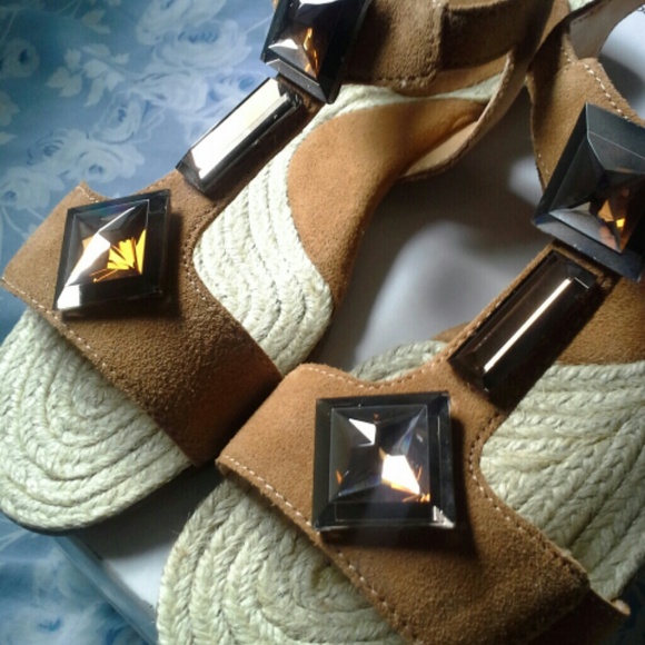 Nine West Shoes - HOST PICK! Brand new Nine West Suede sandals