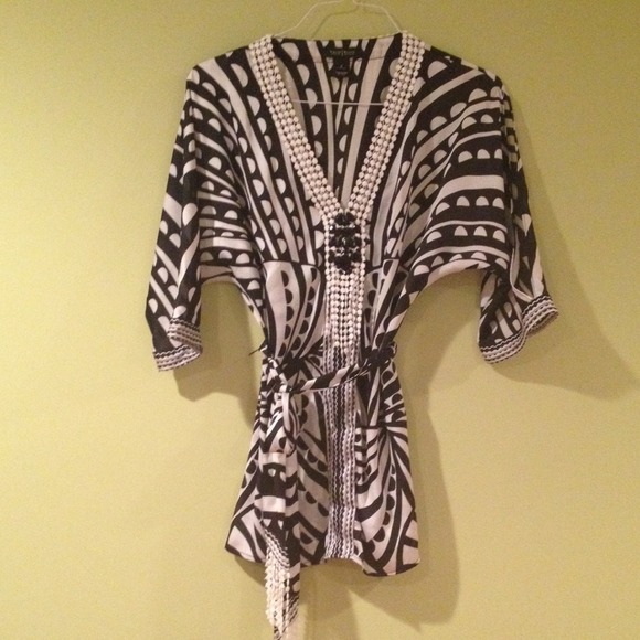 White House Black Market Tunic