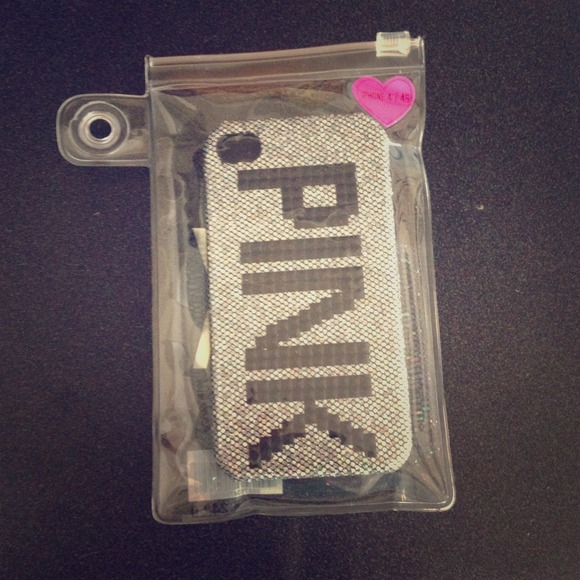 ⭐PINK PHONE CASE⭐
