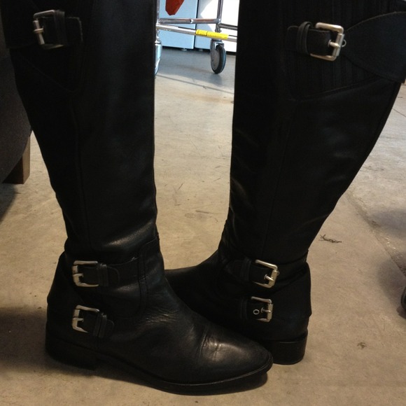 Michael Kors Black Leather Boots. Size 6