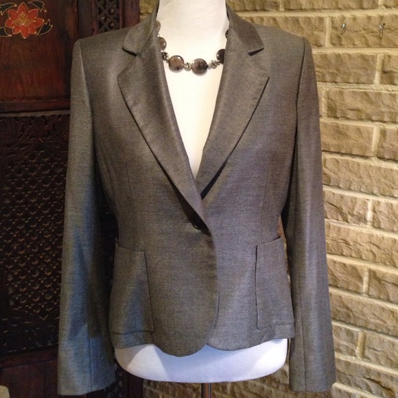 SALE!! Authentic Bill Blass Blazer - Picture 2 of 4