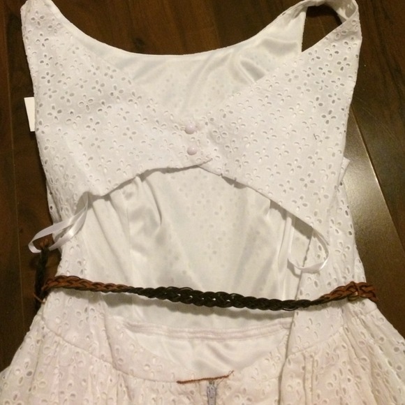 White eyelet laced ruffle mini semi formal dress - Picture 4 of 4