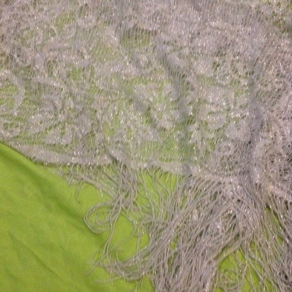 RESERVED @docholiday! bundled Beautiful lace shawl