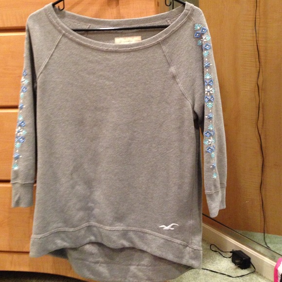 Hollister high low floral sweater