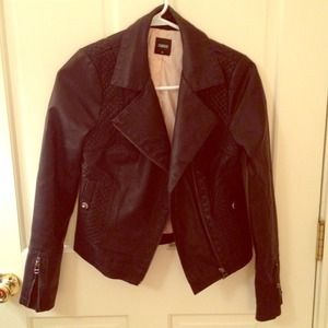 Black leather oasis jacket. XS. 😃👍