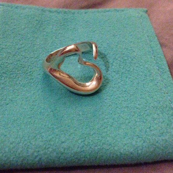100% authentic opened heart ring from Tiffany & Co