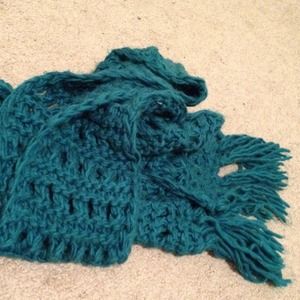 forever 21 dark teal chunky knit scarf