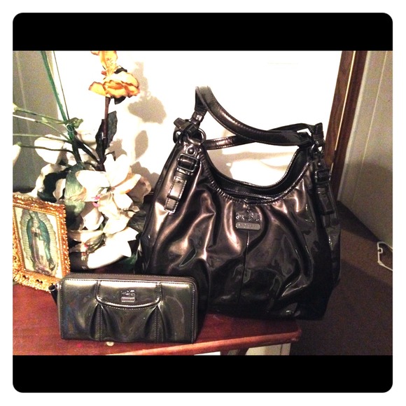 Coach purse and wallet