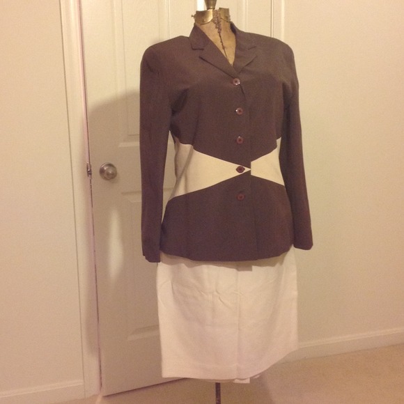 ***RESERVED**Pretty brown and white skirt suit