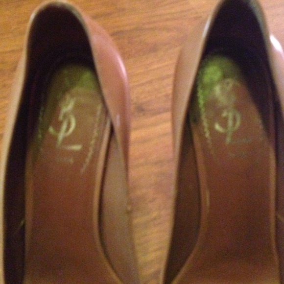 YSL - Picture 2 of 4