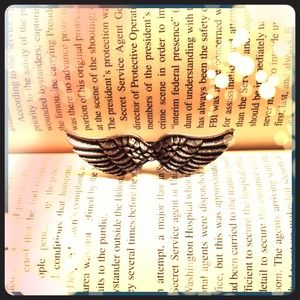 Angel Wings Alloy Finger Ring
