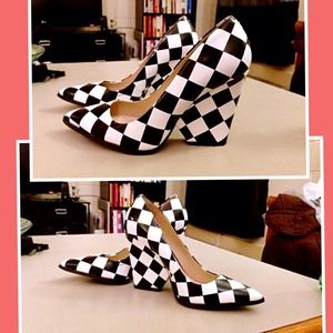 ✨Host Pick✨ALDO checkered high heels
