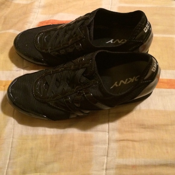 Dkny black shoes size 6.5