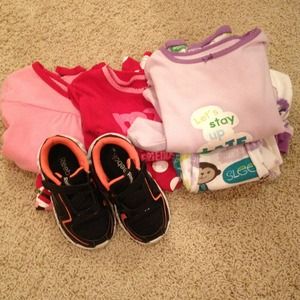 4 pjs and reebok shoes bundle