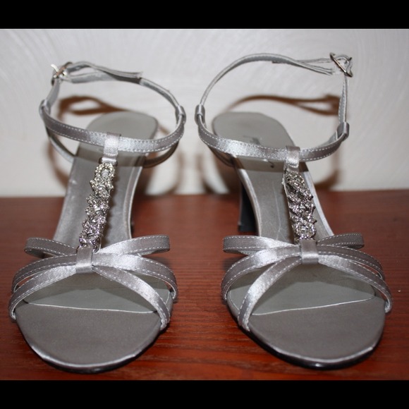 Silver Rhinestone Bling Heels - Picture 2 of 4
