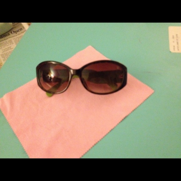 Sunglasses - Picture 2 of 2