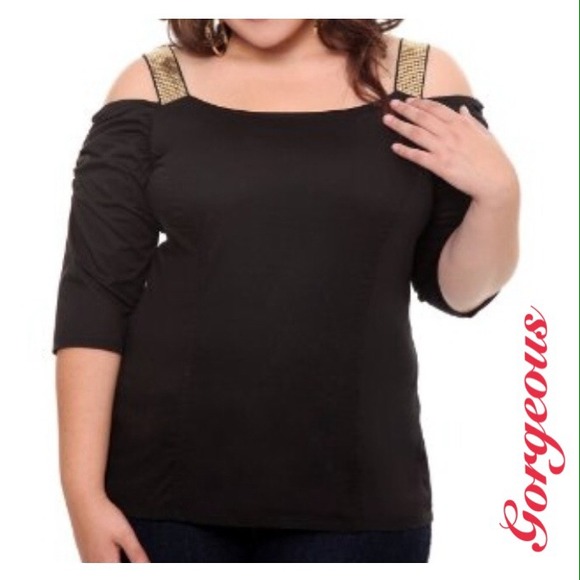✂️PRICE CUT✂️Black&Gold Cold-Shoulder Top
