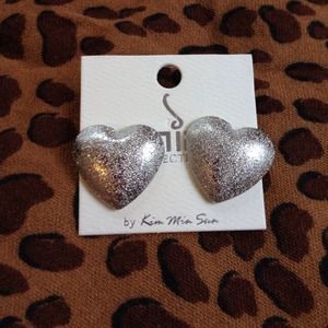 SOLD---------New Heart studs