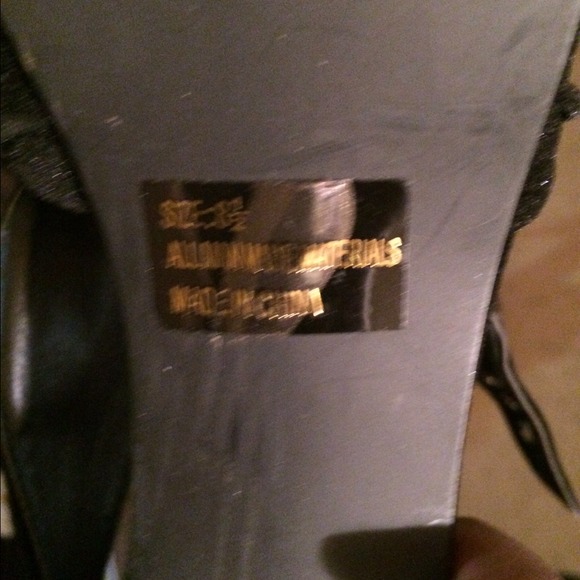 Qupid black suede peep toe heel - Picture 3 of 3