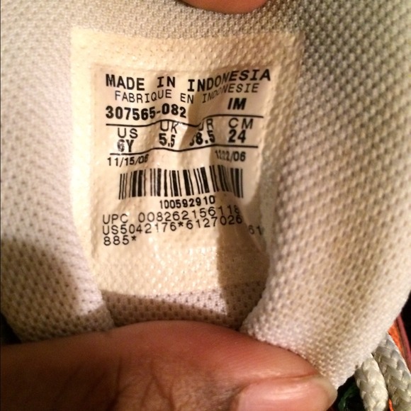 Nike AirMax - Picture 3 of 3