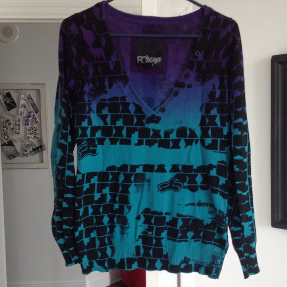 Fox sweater