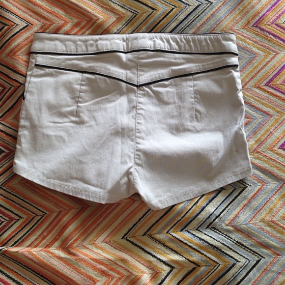 bebe shortsSOLD - Picture 2 of 3