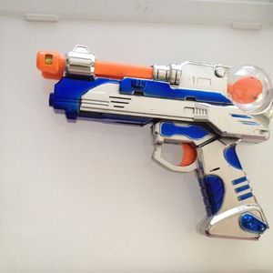 Laser gun shoots a real laser fun