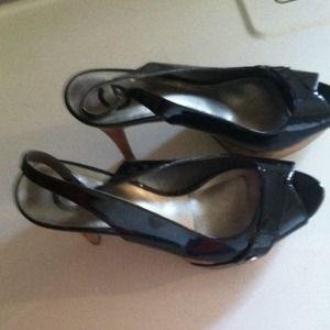 Black opened toed guess high heel