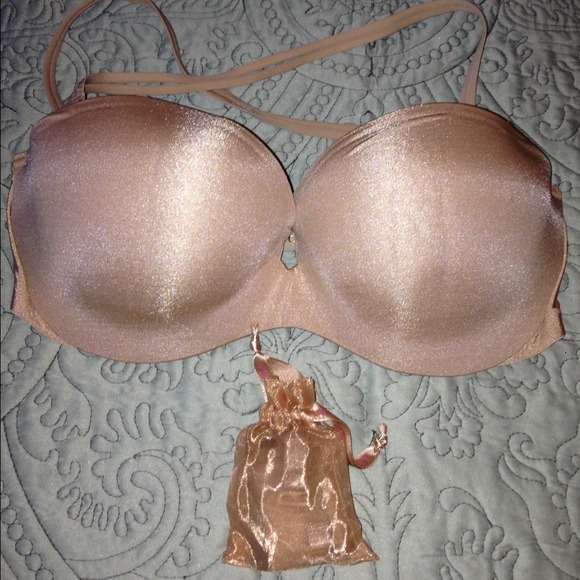 Victorias Secret Very Sexy Strapless multiway bra