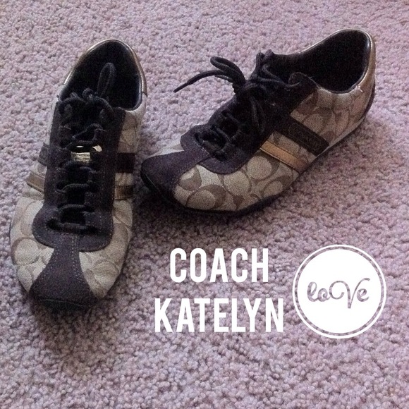 Coach Shoes - ⚡️SALE Authentic Coach Katelyn Sneakers