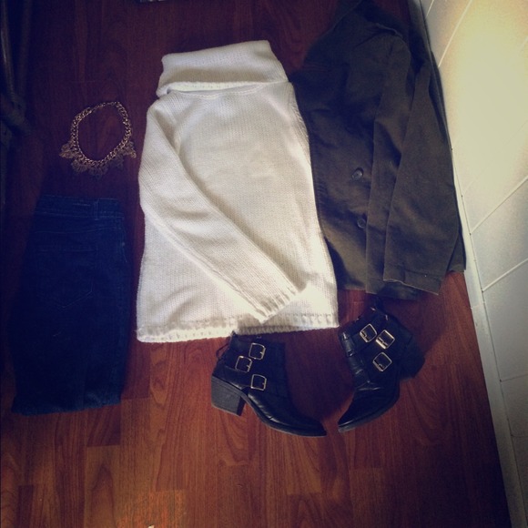 white thick gold sparkle sweater