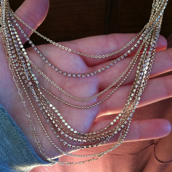 🔹BUNDLED🔹Rose Gold Color Necklace! - Picture 2 of 3